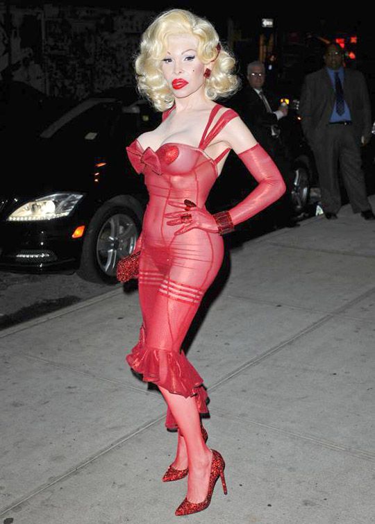 Дэлхийн хамгийн үнэтэй биетэй эмэгтэй